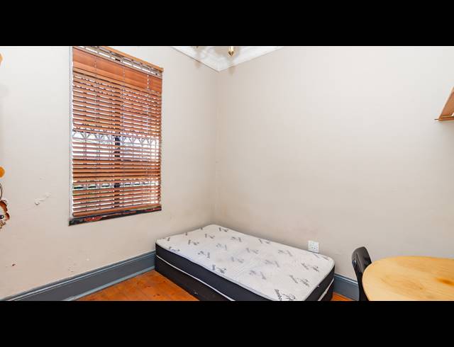 6 BEDROOM FREESTANDING FOR SALE IN BRIXTON